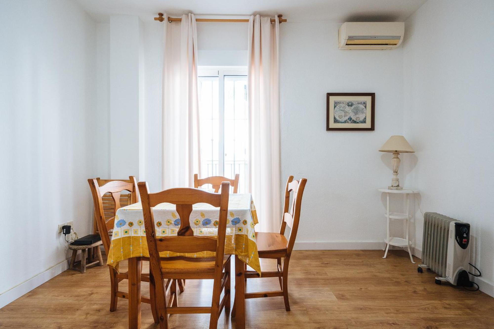 Apartment Pilsev Center Seville